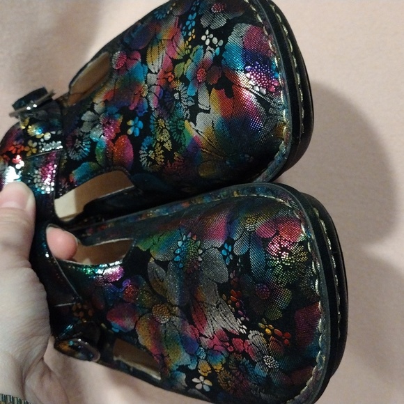 Alegria Women's Iridescent Floral Love Liberty Slip On Mules/Clogs Sz 37 (7-7.5) - Picture 6 of 9
